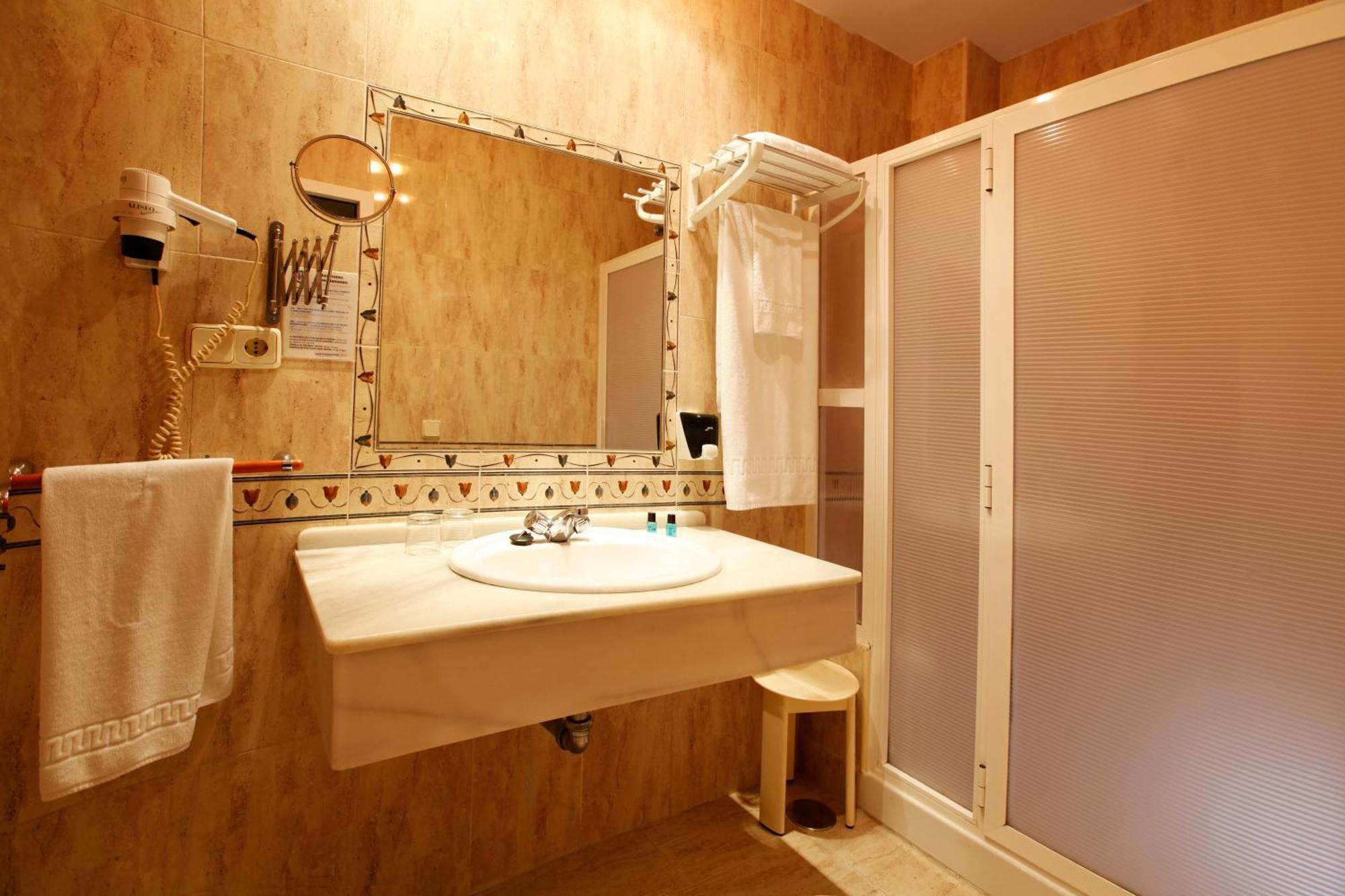 Hostal Paris Сан Фернандо Екстериор снимка