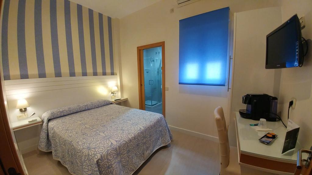Hostal Paris Сан Фернандо Екстериор снимка